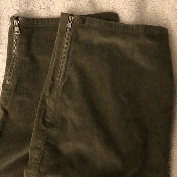 Corduroy Jeans with Zip Ankle Detailing - Picture 4 of 4